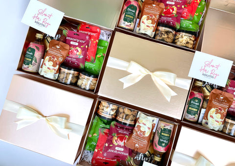 Hari Raya Christmas corporate staff appreciation gift box singapore delivery 