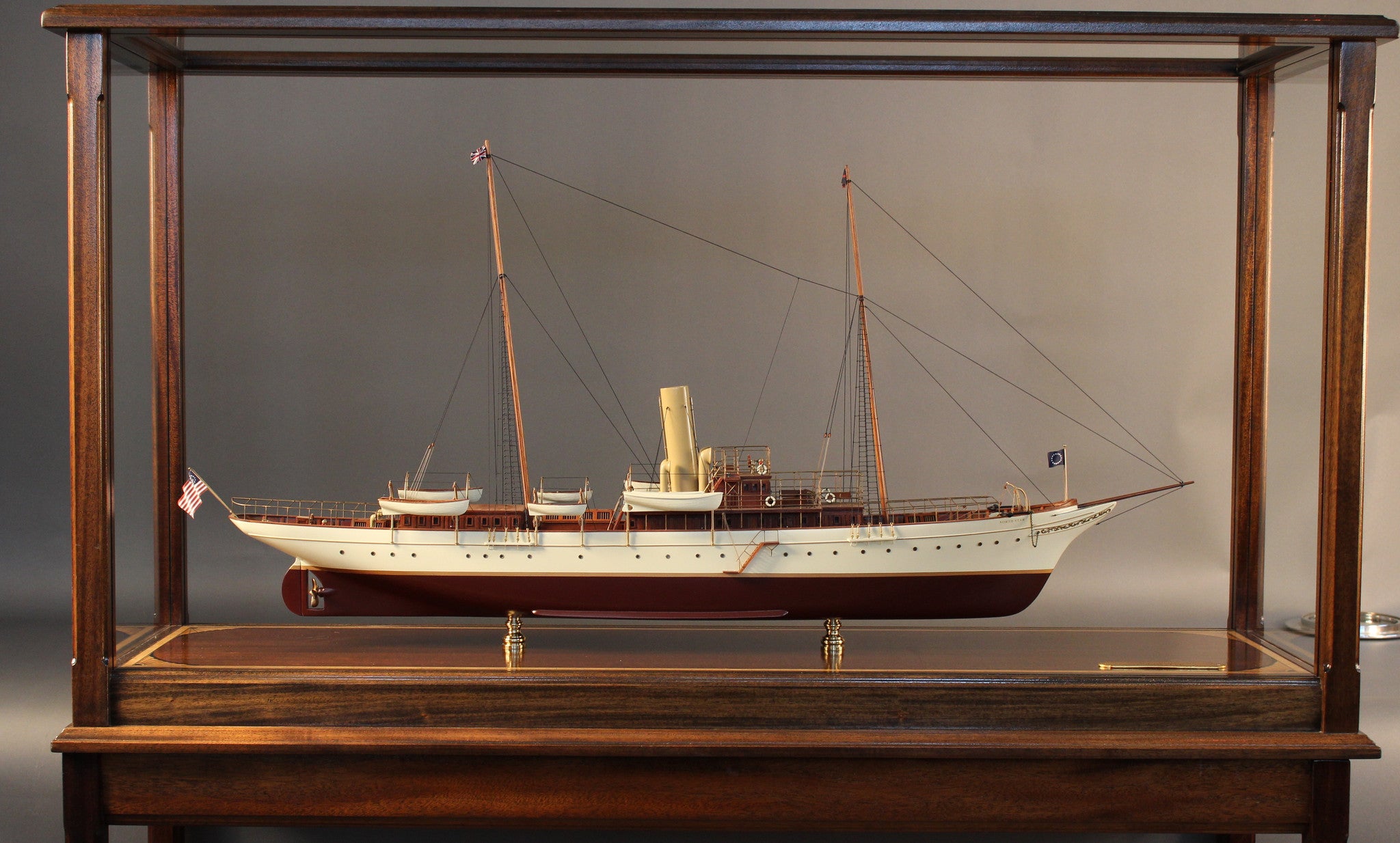 steam yacht model