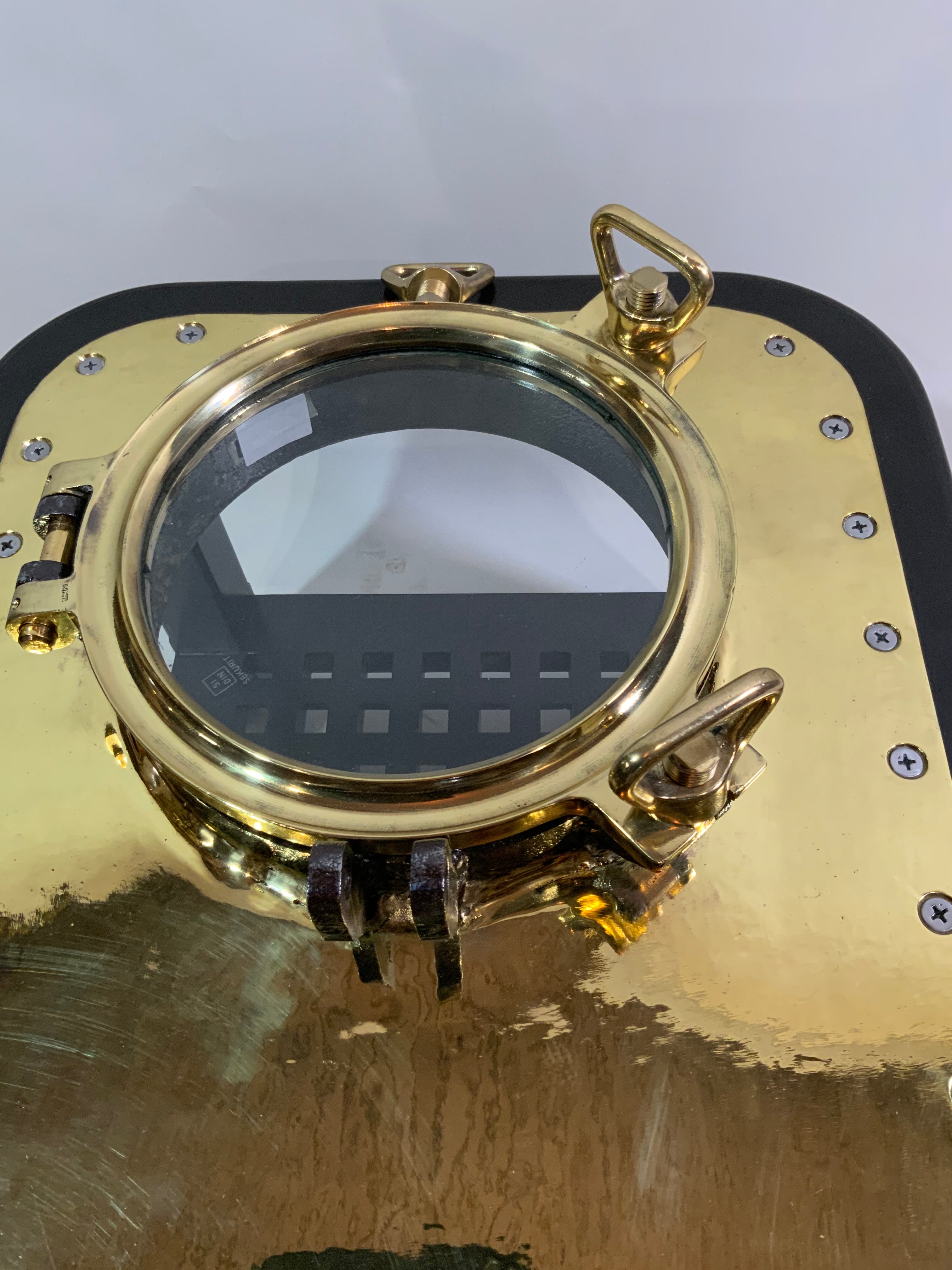 Amazing Ships Porthole Cocktail Table