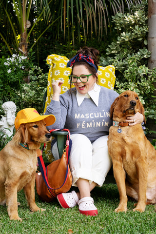 Melissa McCarthy Wearing Our Grey Masculin Feminin Sweatshirt and Our Cravat as a Ponytail Holder