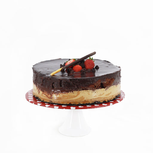 Order Authentic Boston Cream Cake Online, Price Rs.8695 | FlowerAura