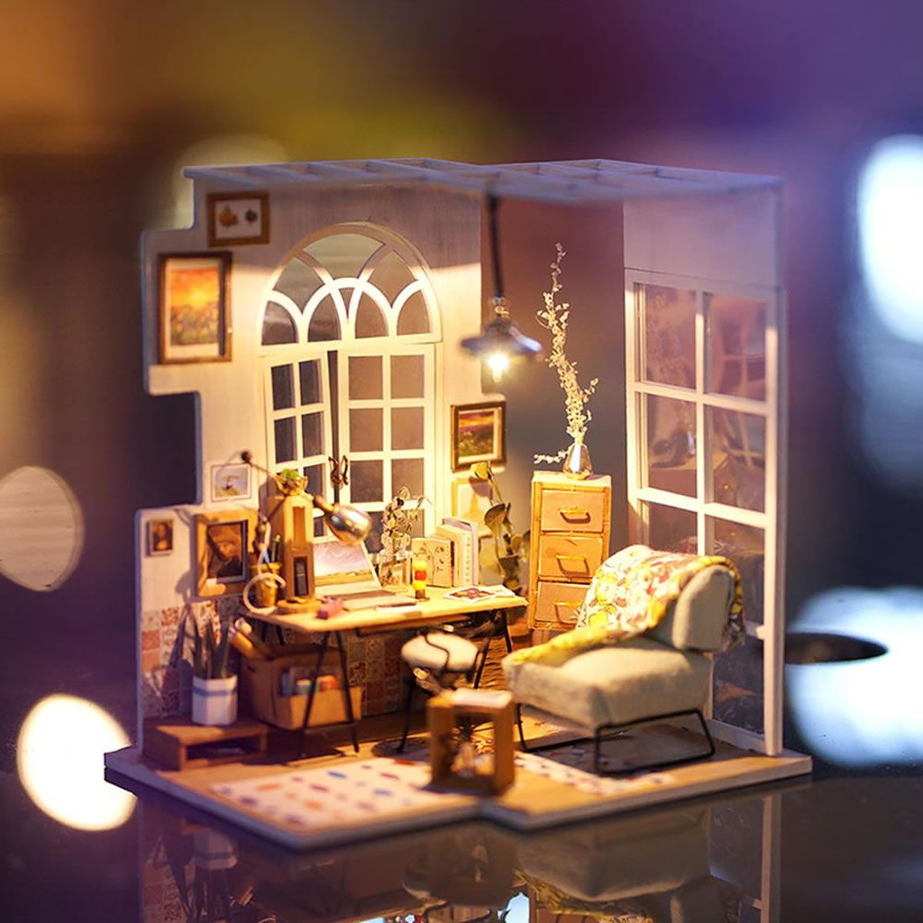 DIY Miniature Dollhouse