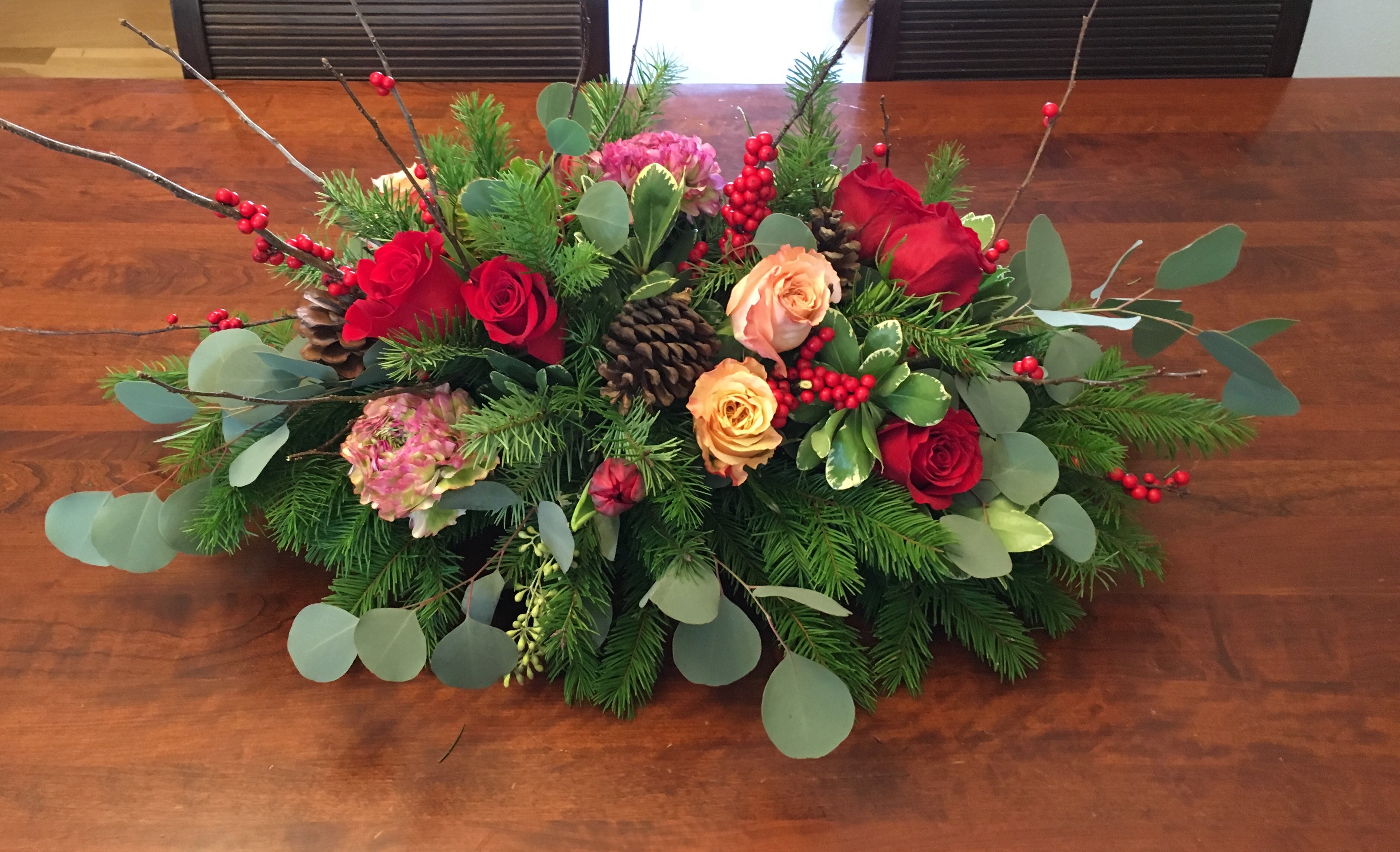 christmas table bouquet