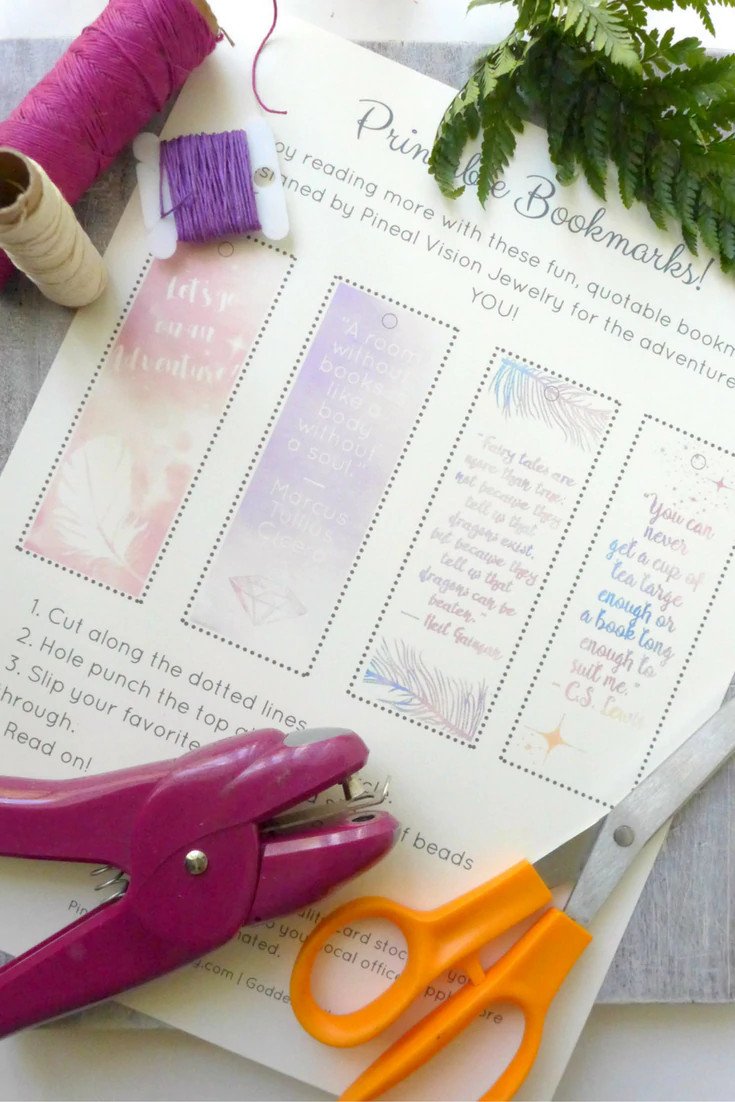 Free Printable Bookmarks with Colorful Twine.