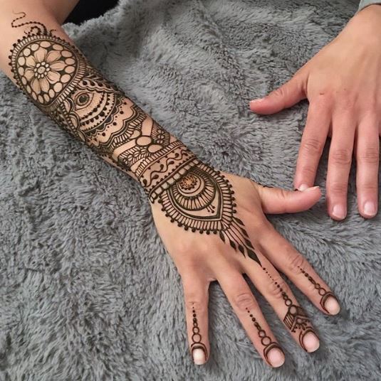 Henna Tattoo Natural. Arm | Simple henna tattoo, Henna tattoo designs hand, Henna  arm tattoo