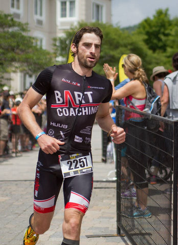 Bart Coaching runing during an ironman