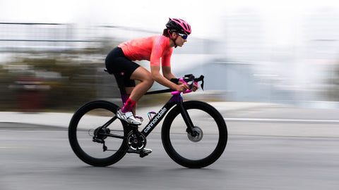 Laurin Thorne - naakbar - Cómo entrenar para un triatlón