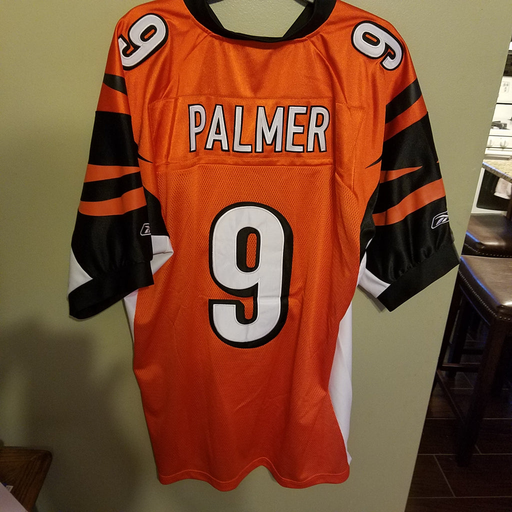 football jersey size 52