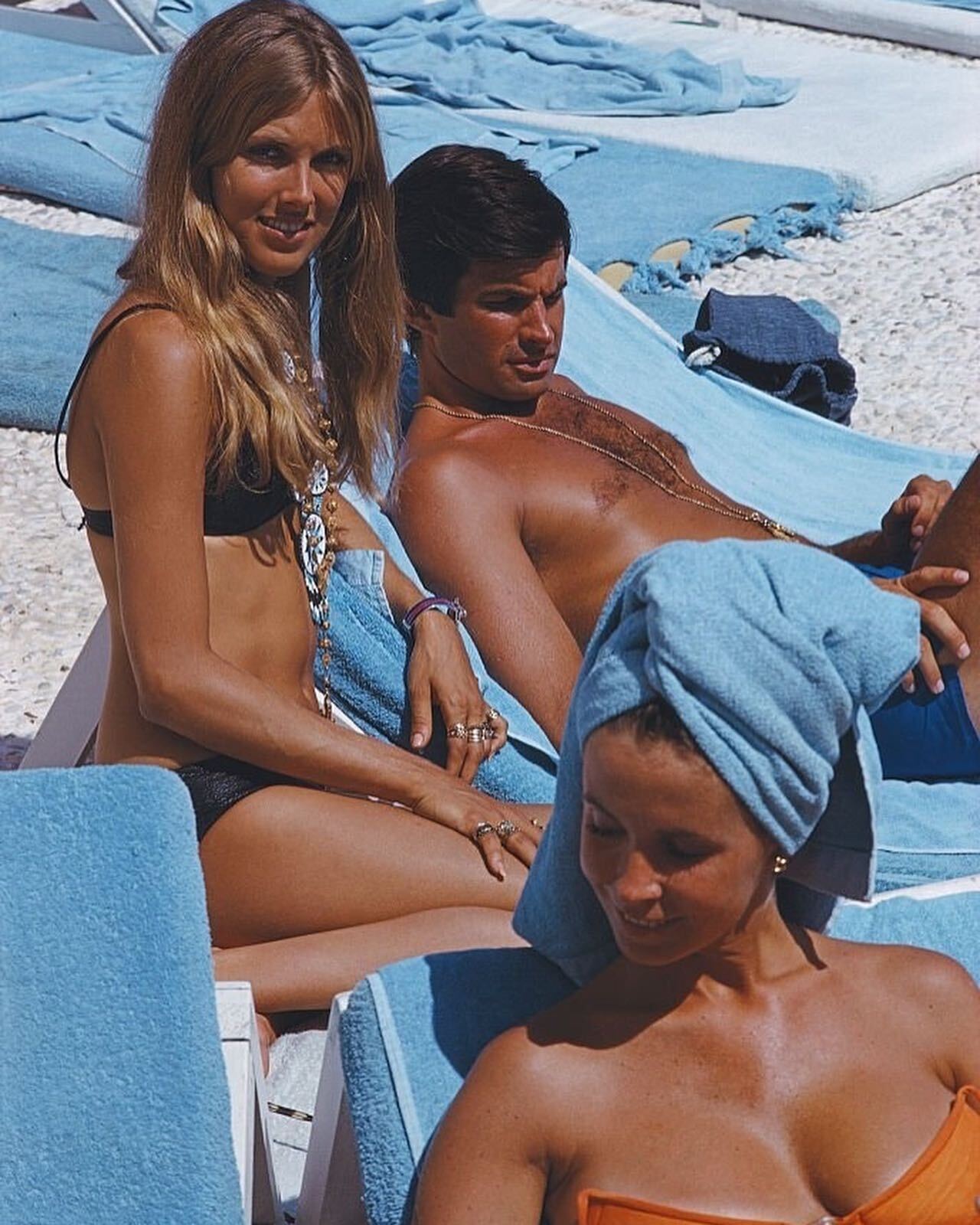 serviette de plage bleue vintage piscine slim aarons