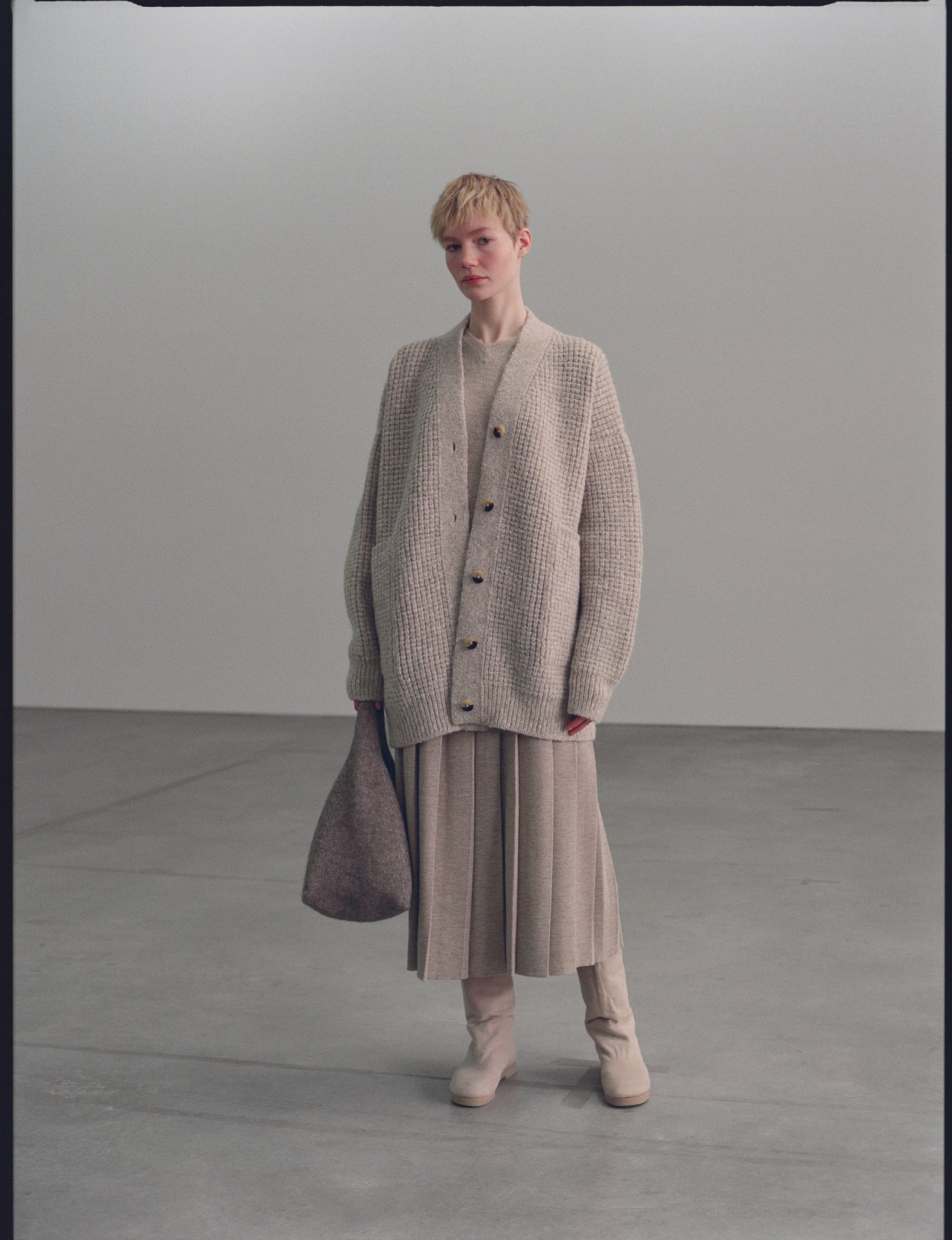 AUTUMN/WINTER 22 – Lauren Manoogian