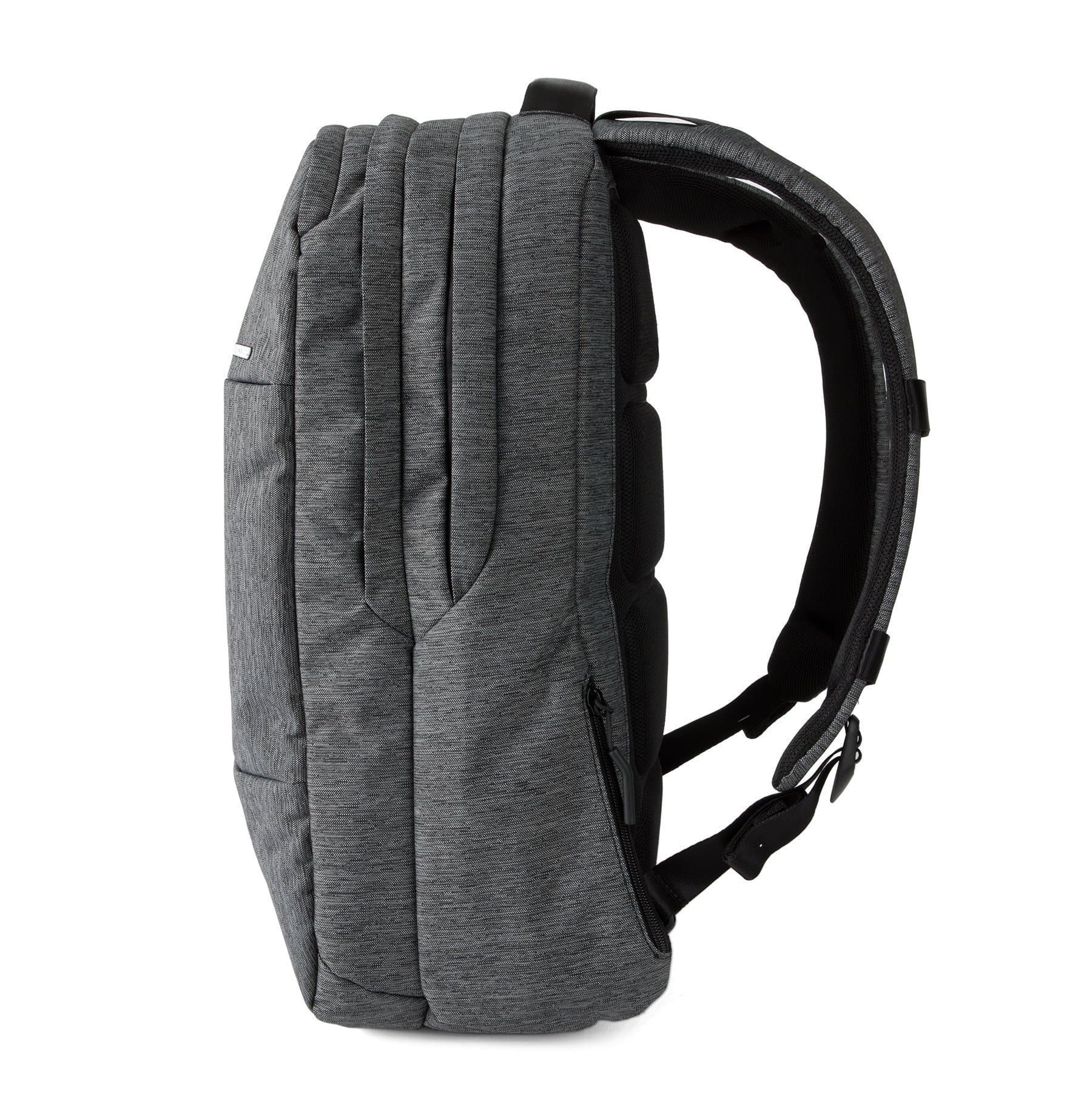 incase city 17 laptop backpack