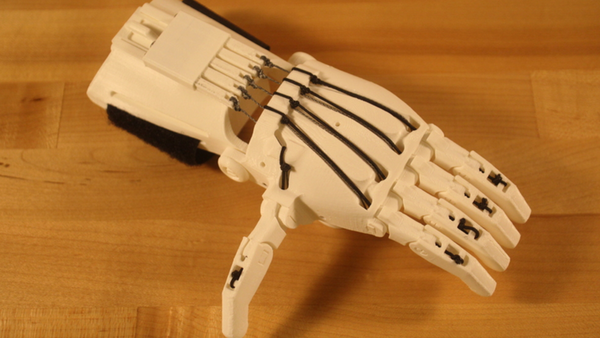 3d printing services, prosthetic hand | Shopify Retail blog
