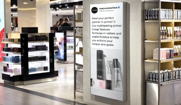 MAC Cosmetics tweet display