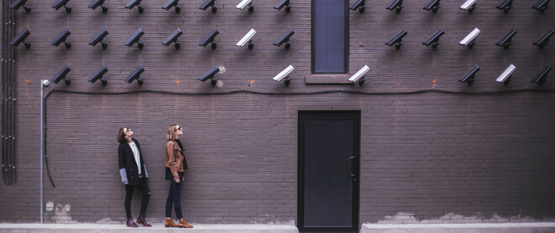 Shoplifting, retail security cameras | Shopify Retail blog