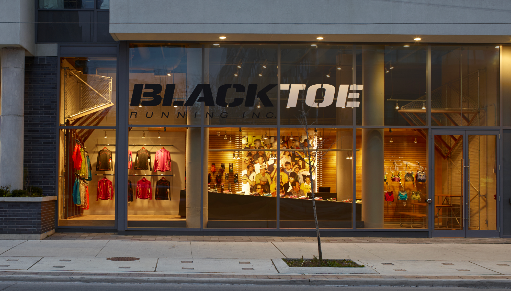 Black Toe Running storefront