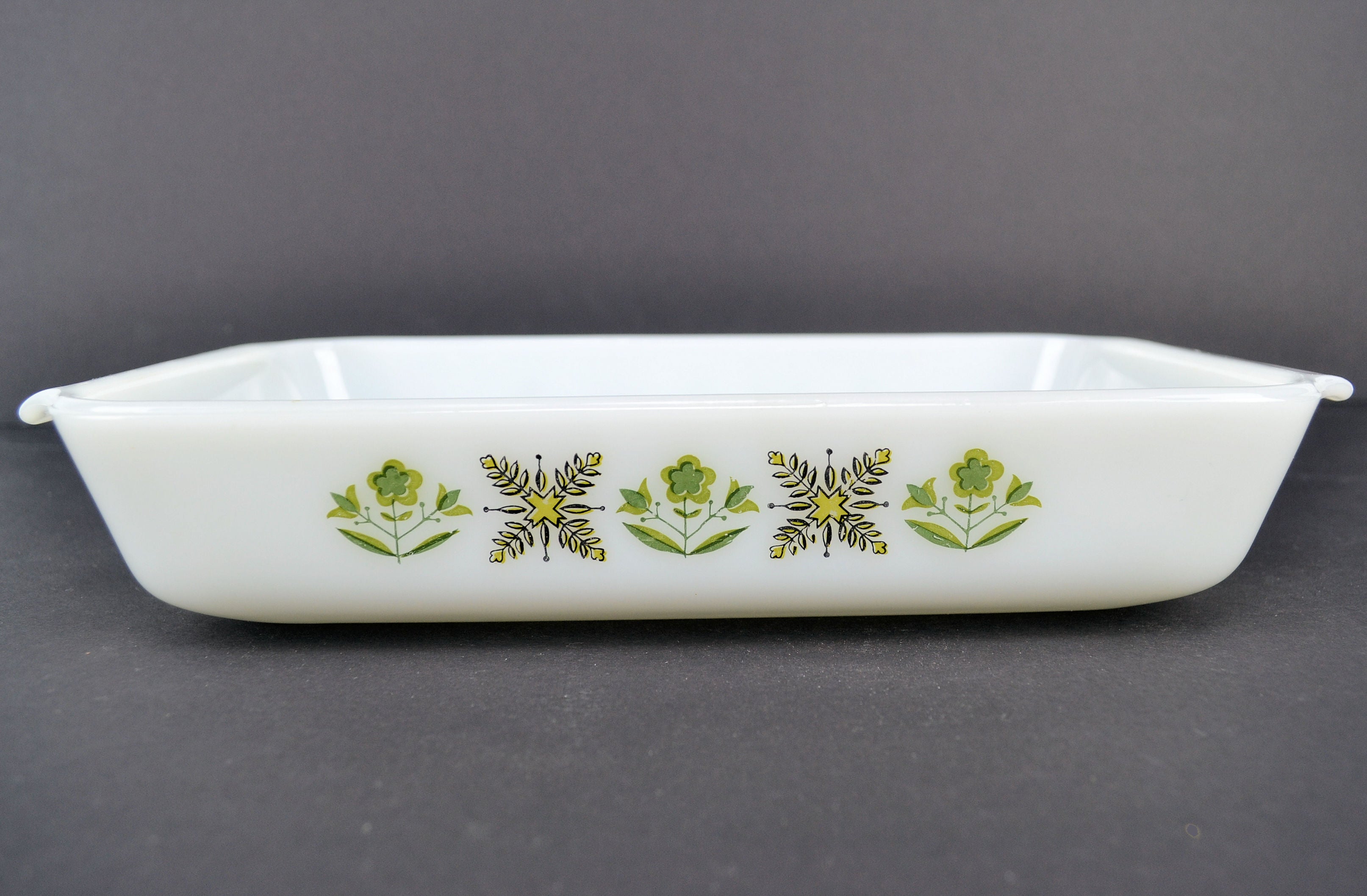 Vintage Anchor Hocking Fire King 1 Qt Casserole Dish Loaf Pan Meadow Green Pattern Made In Usa