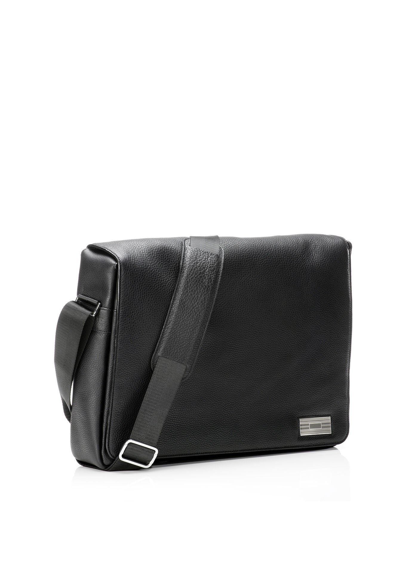 Penn Messenger Bag in Black Leather | Darby Scott
