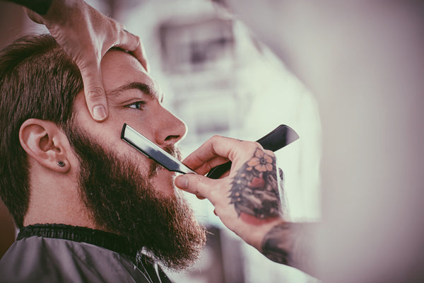 bart stutzen vollbart kürzen barbershop kontur rasiermesser