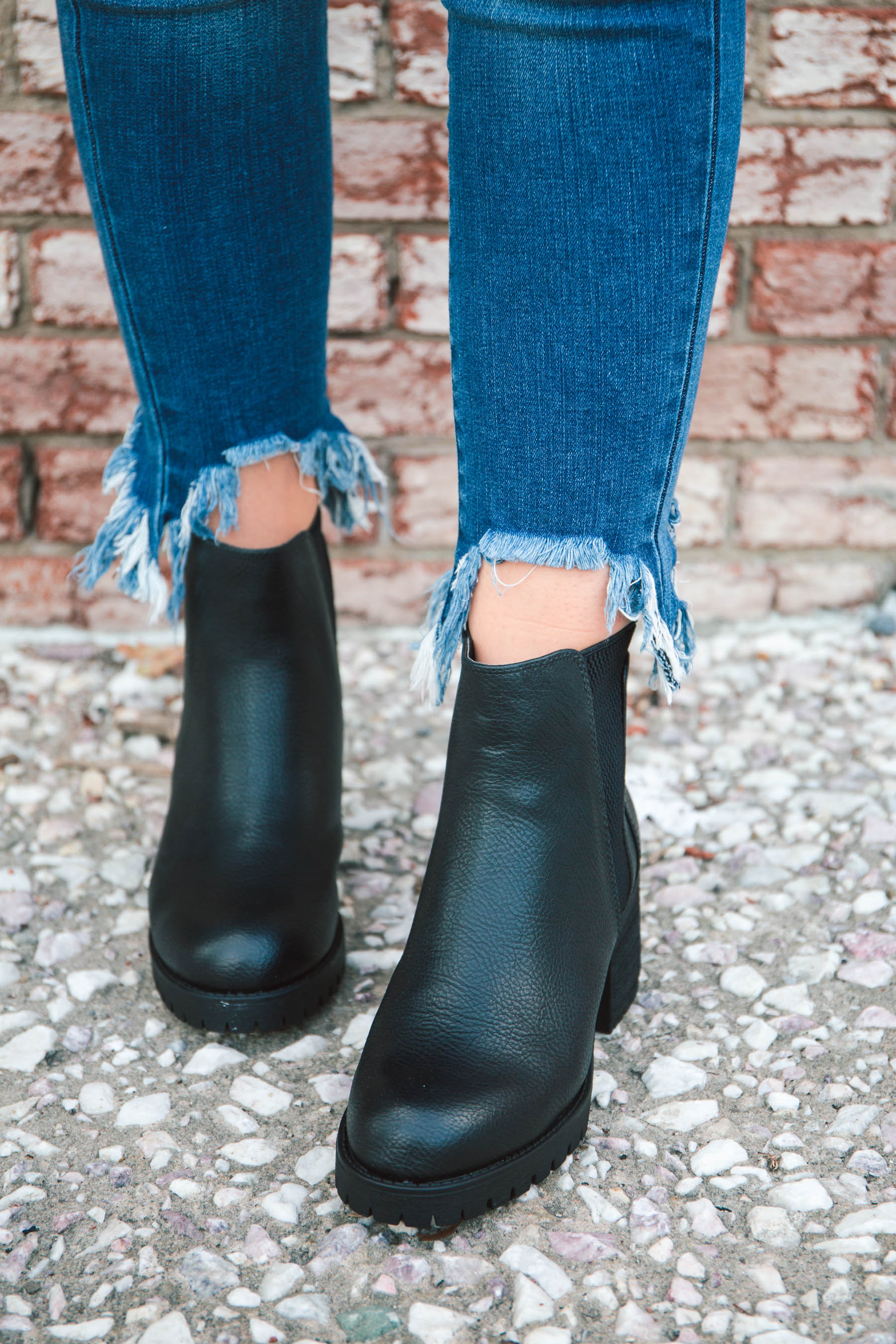 black friday deals chelsea boots