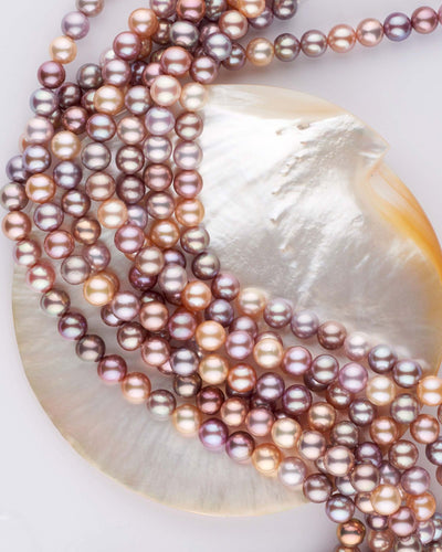 Bead-nucleated freshwater pearls with intense colors