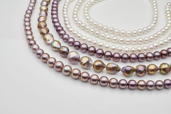 To understand the size of these pearls, that center ripple is 18 mm.