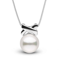 Love Collection Akoya Pearl Pendant Yellow gold front