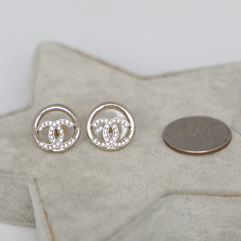 Chanel Cut Out Circle CC Logo Crystal Gold Plated Post Earrings – Mint  Market