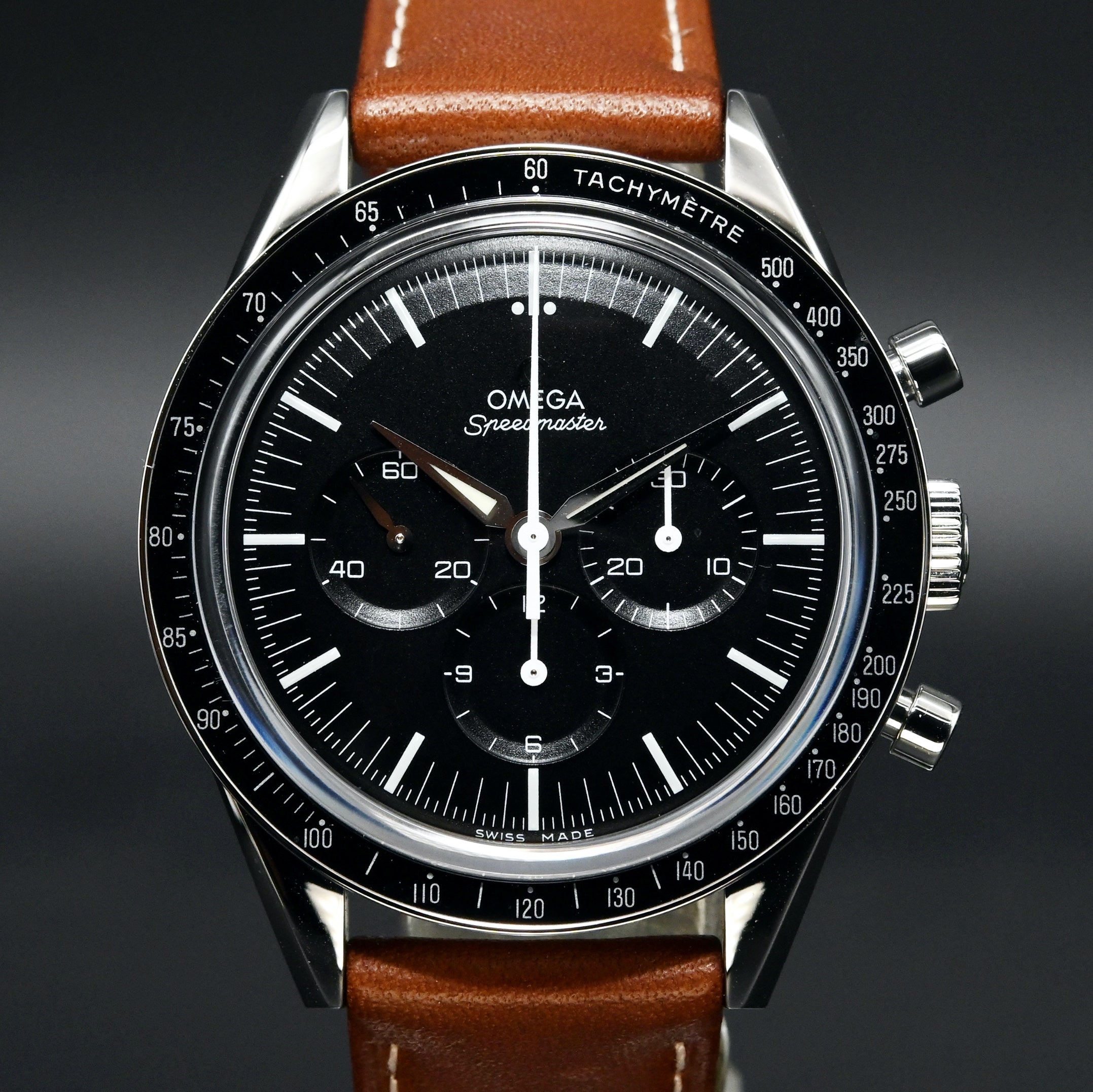 omega moonwatch chronograph 39.7 mm