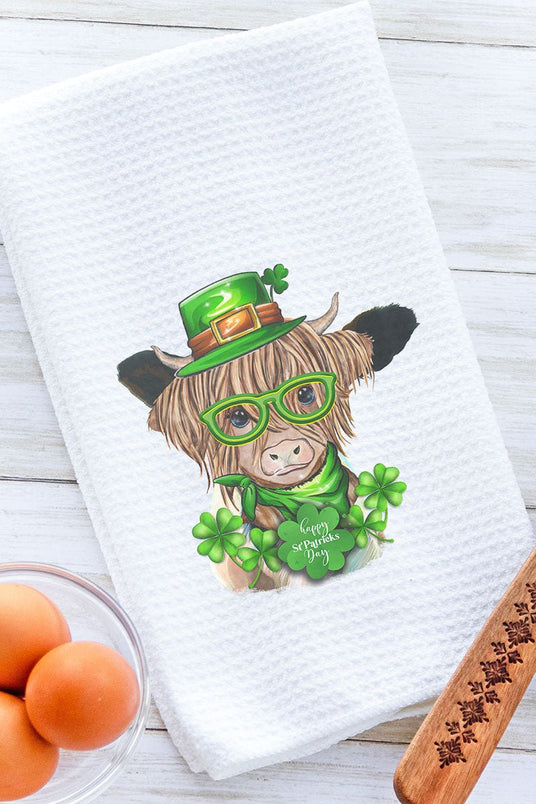 https://cdn.shopify.com/s/files/1/1250/2653/products/hpvjit-waffletowel-happystpatricksdayhighlandcow-446536_536x.jpg?v=1702159607