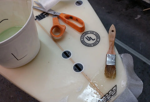 surfboard repair picture