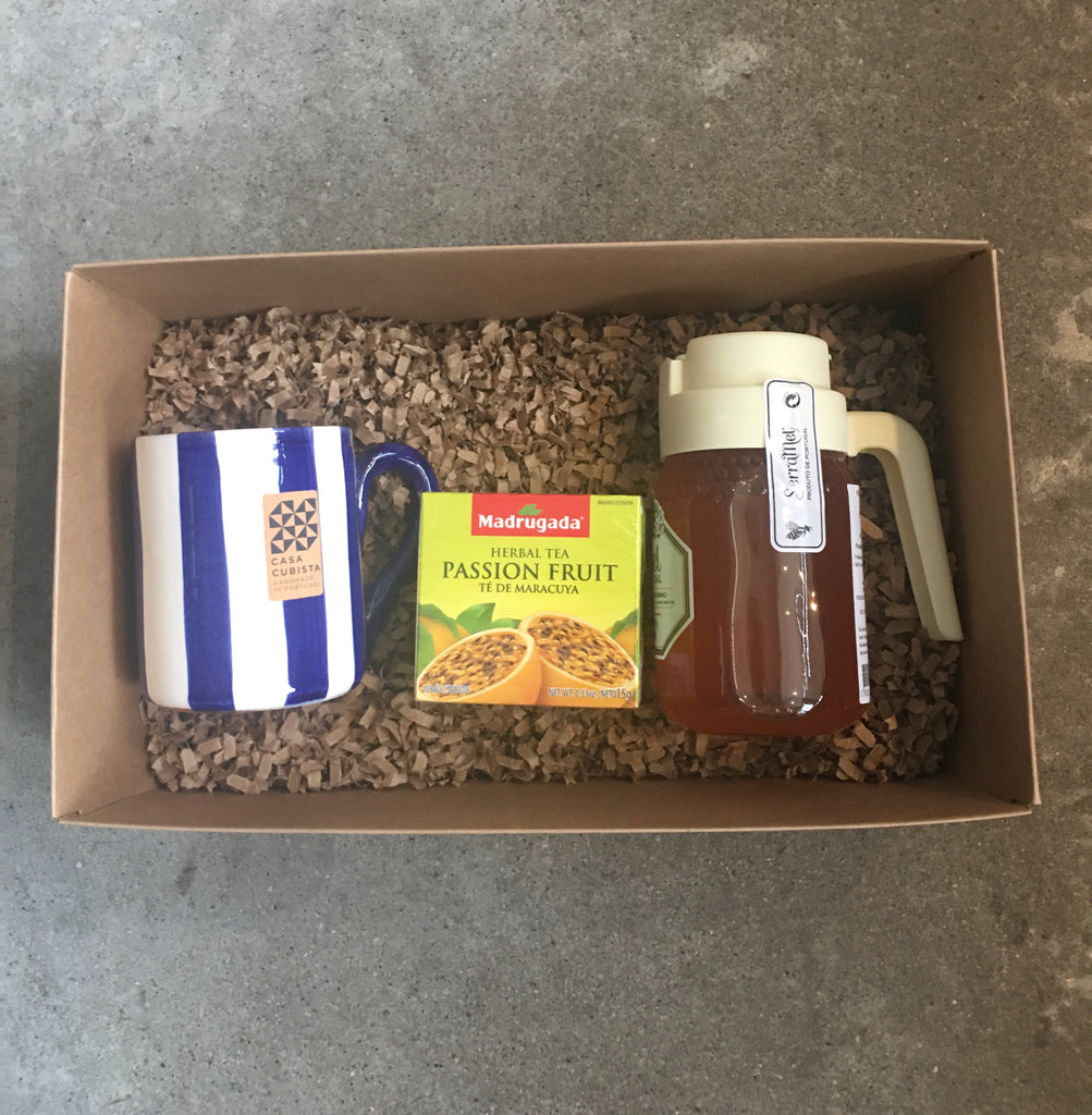 Gift Set Casa Cubista Mug, Tea & Honey SAUDADE TORONTO