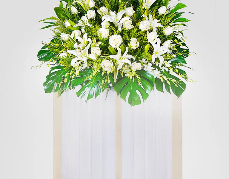 condolence sympathy flowers