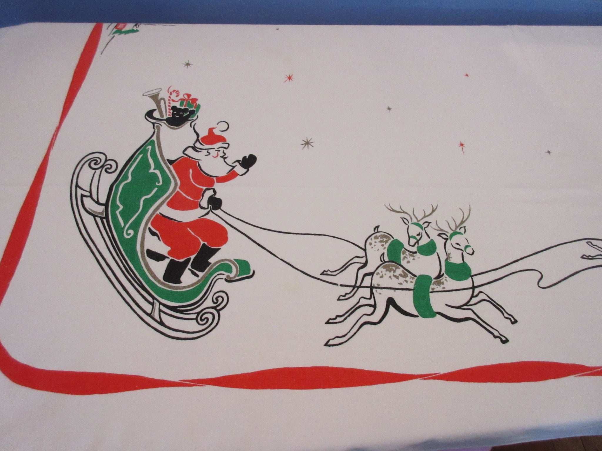 Chp Mod Santa Sleigh Reindeer Christmas Novelty Vintage Printed Tablecloth 63 X 53