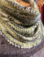 Brain Frieze knit cowl pattern