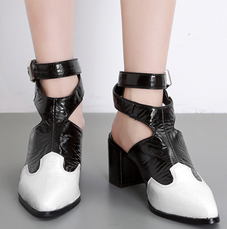 New sexy joker chunky sandals with one-word buckles