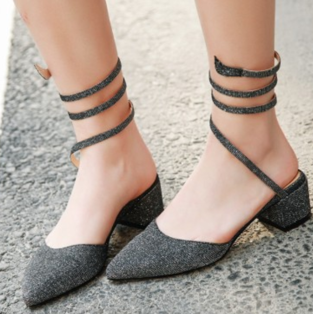 The new microfiber one-word buckle sandals with thick heels  shoes