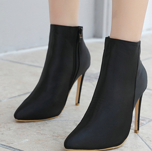Hot style sells leather boots for women with thin heels and poin