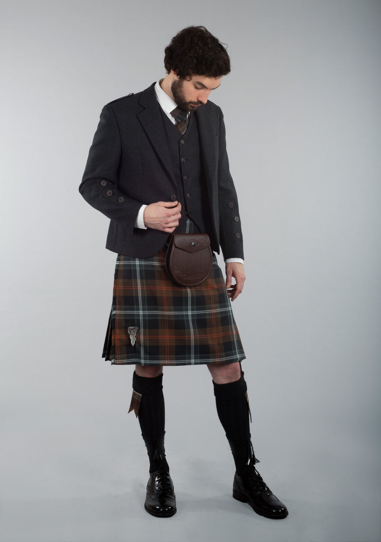 Persevere Weathered Brown Braemar Kilt Outfit Kilt Society™