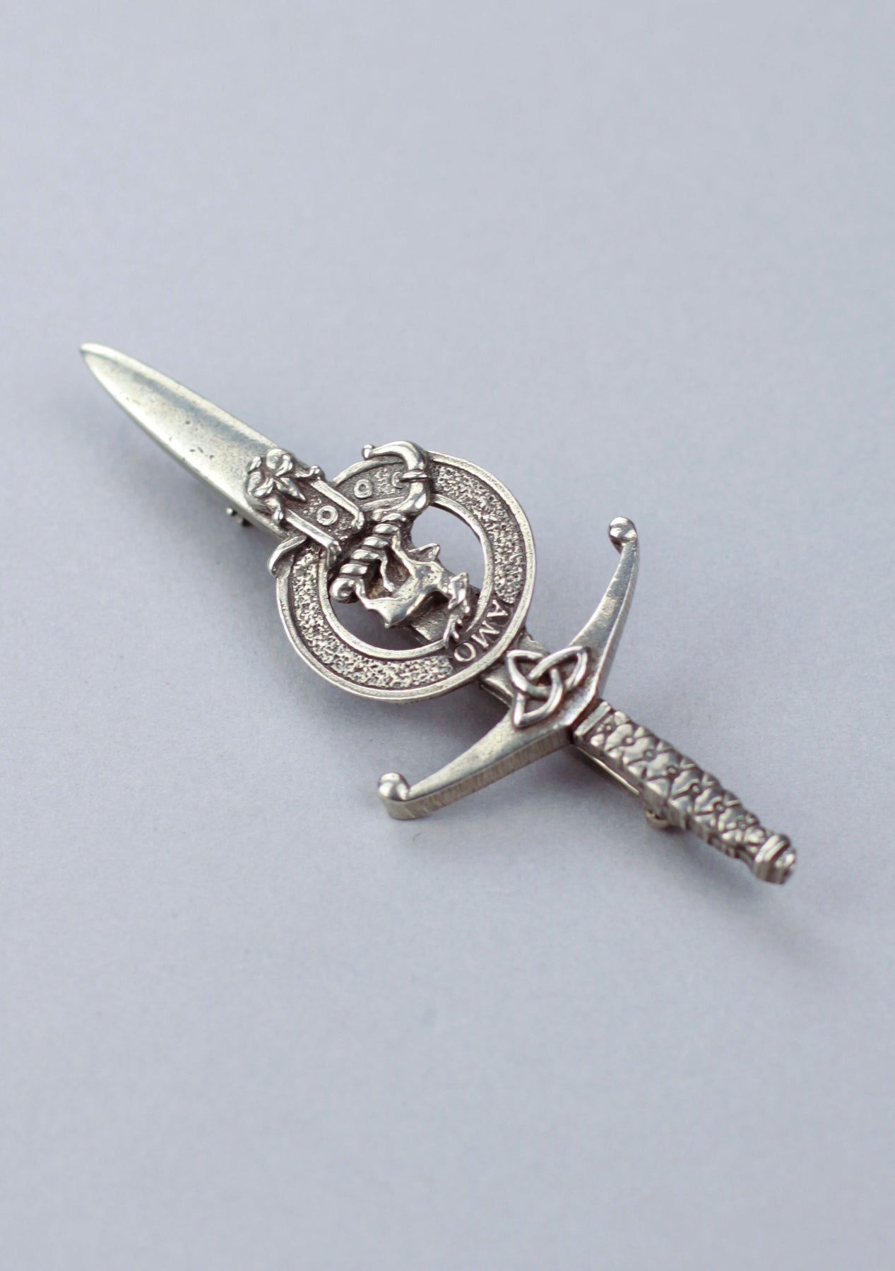 clan crest kilt pin