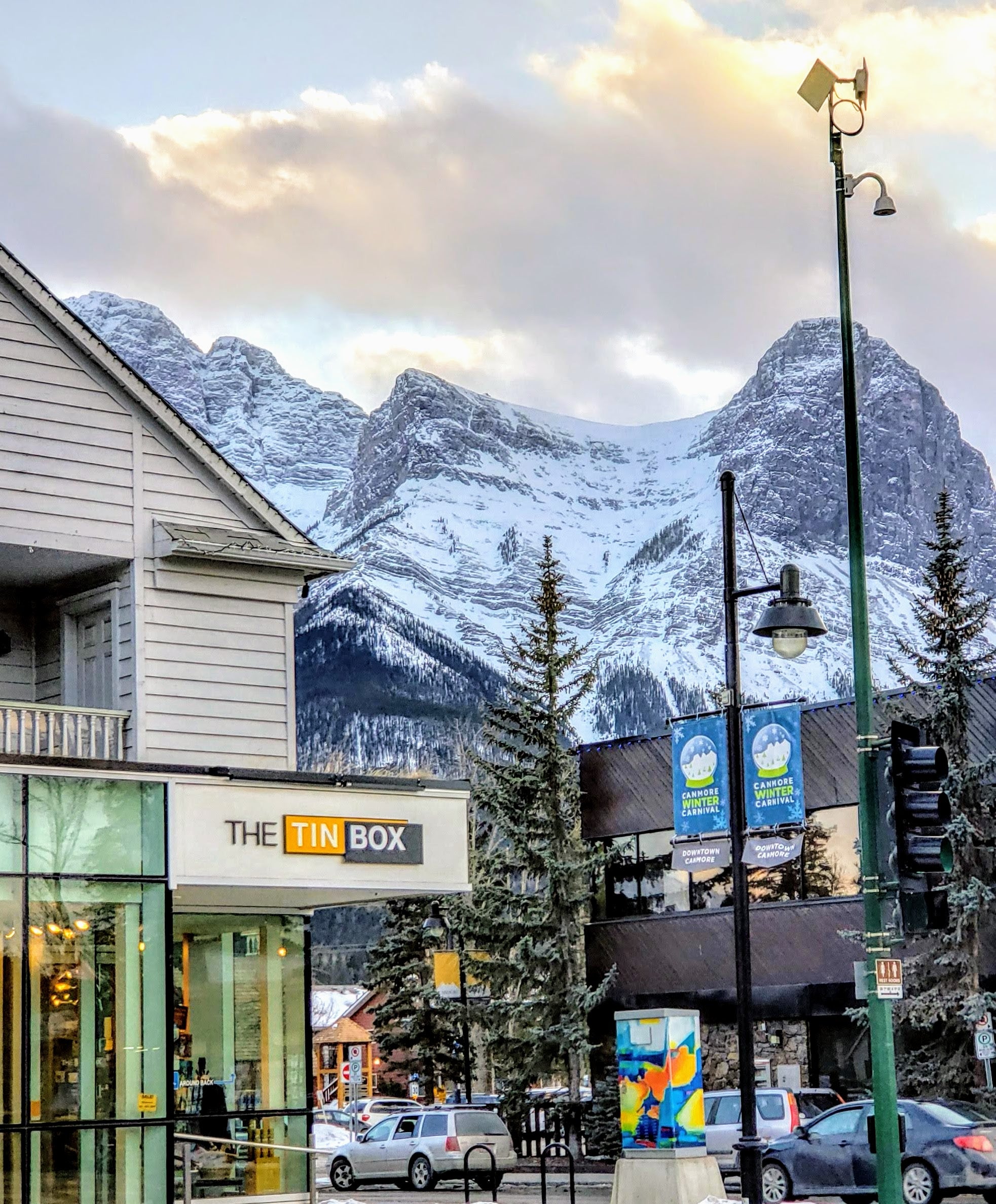 tin box canmore