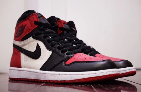  AIR JORDAN 1 RETRO HIGH OG “BRED TOE” 