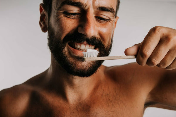 whitening tooth brush