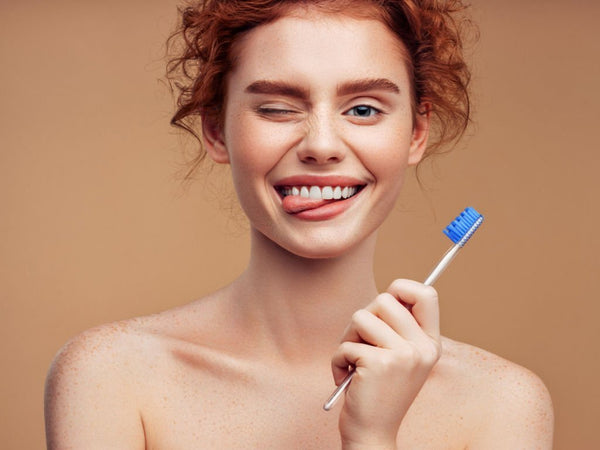 effects of not rinsing after brushing on teeth whitening