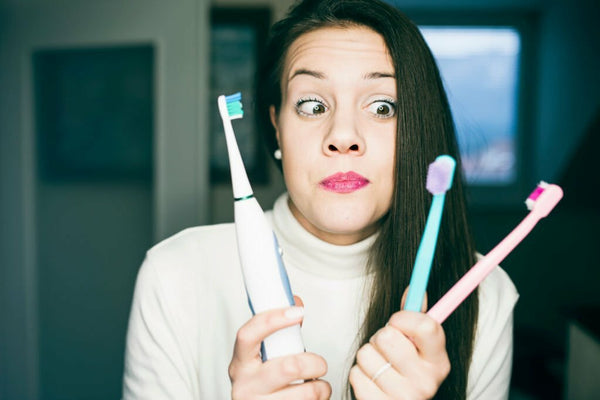 electric toothbrush whiten teeth