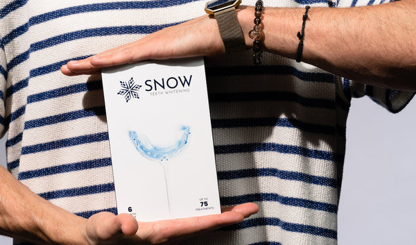 snow teeth whitening kit