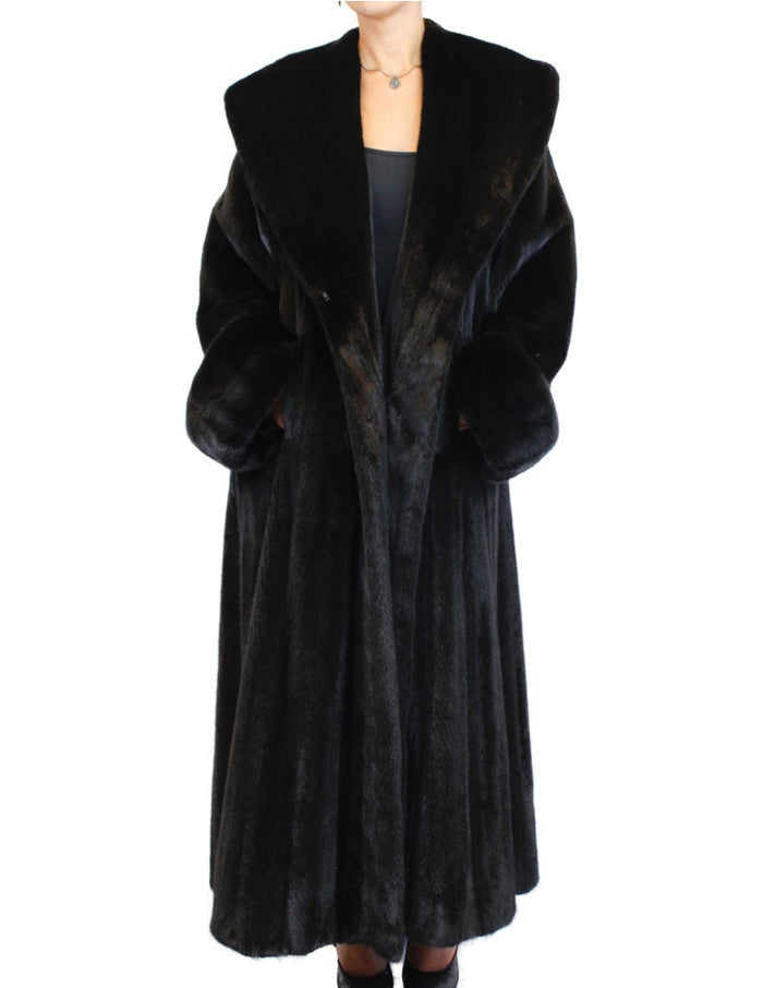 fur collar robe