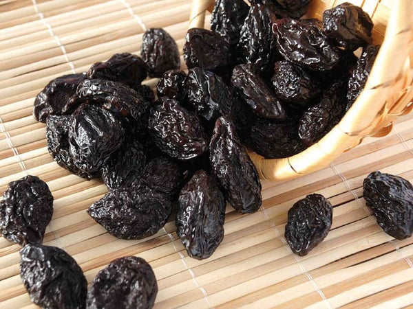 The benefits of consuming prunes and their contribution to bone health