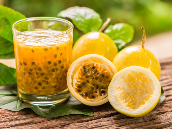 Passion fruit: Properties and Benefits