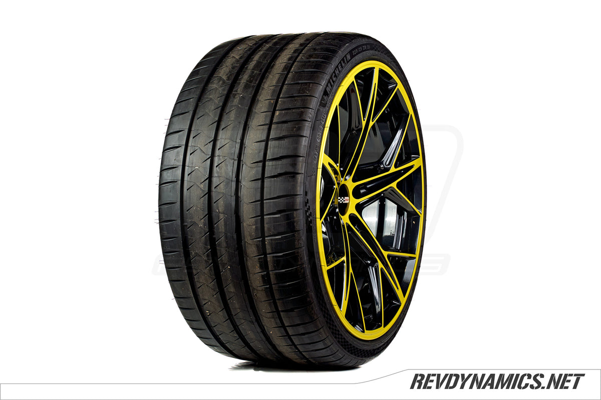 Cray Hammerhead with Michelin tire custom painted in Carbon Flash and Accelerate Yellow 