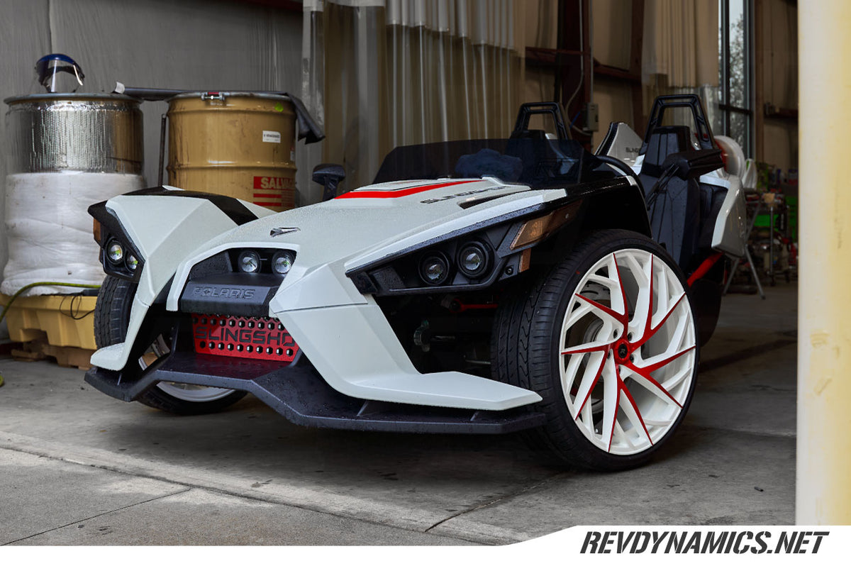 Polaris Slingshot Pearl White and Indy Red Two Tone Wheels